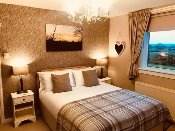 Deluxe Tek Büyük Yataklı Oda, 1 En Büyük (King) Boy Yatak, Banyolu/Duşlu, Bahçe Manzaralı