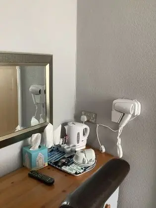 Standard Oda, 1 Çift Kişilik Yatak (Small compact double)