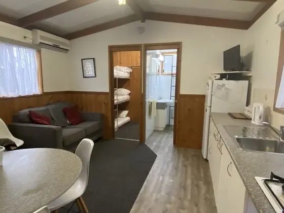 Standard Kulübe, 2 Yatak Odası, Sigara İçilmez, Mutfak (Self-contained Cabin)