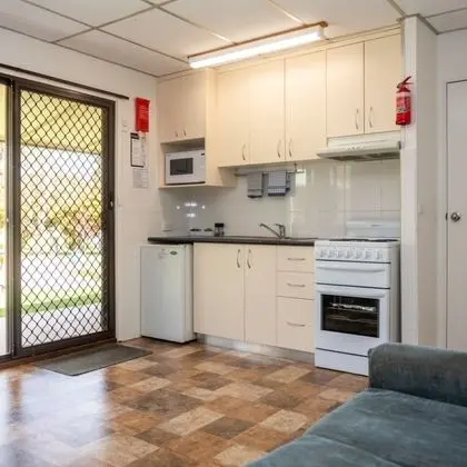 Standard Kulübe, Sigara İçilmez, Mutfak (Standard Cabins - 6 Berth)