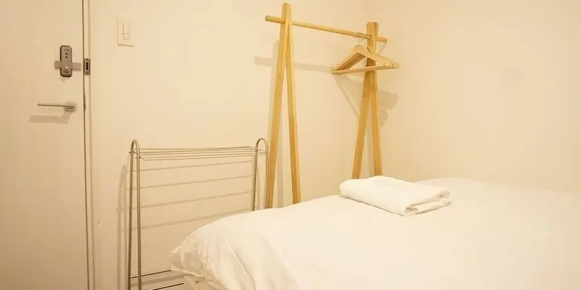 Tek Büyük Yataklı Oda, Sigara İçilmez, Ortak Banyo