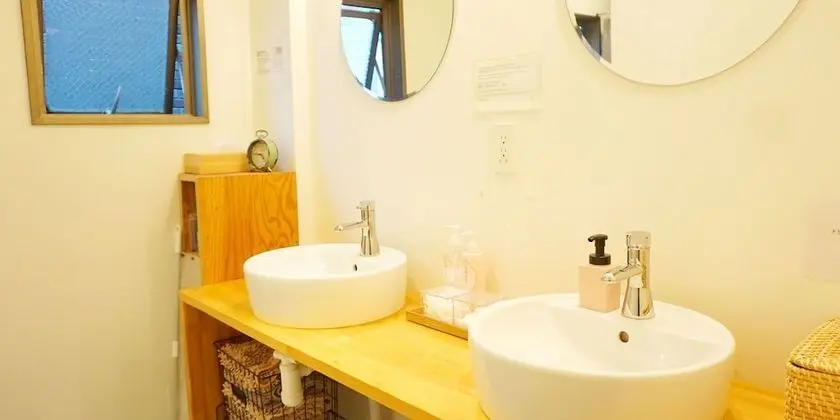 Tek Büyük Yataklı Oda, Sigara İçilmez, Ortak Banyo