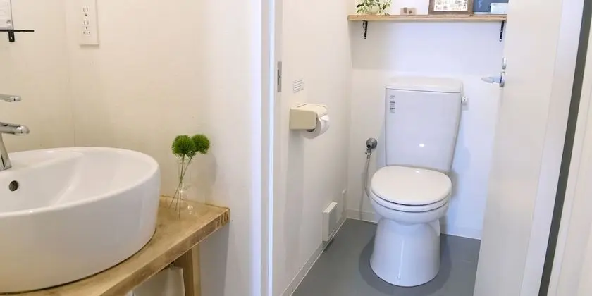 Tek Büyük Yataklı Oda, Sigara İçilmez, Ortak Banyo
