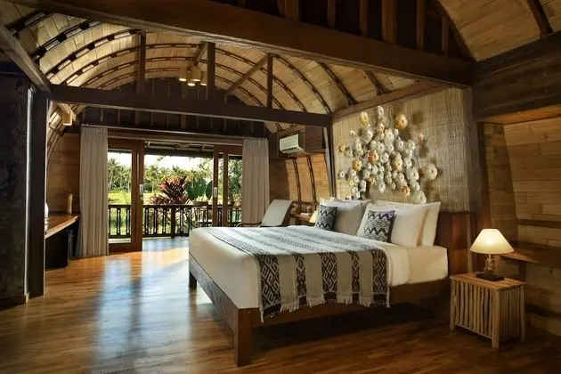 Grand Deluxe Room