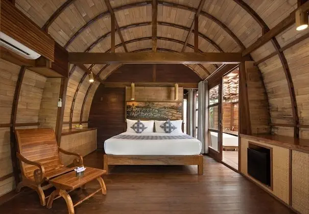 Grand Deluxe Room