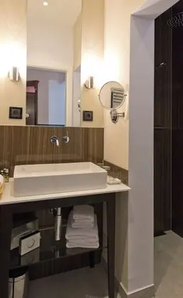 Deluxe Oda (Salon)