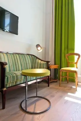 Deluxe Oda (Salon)