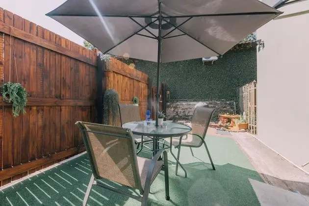 Standard Tek Büyük veya İki Ayrı Yataklı Oda (Lavender Room)