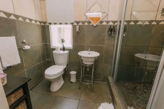 Standard Tek Büyük veya İki Ayrı Yataklı Oda (Lavender Room)