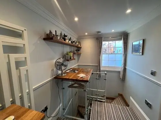 Stüdyo, Avlu Manzaralı (Room C)