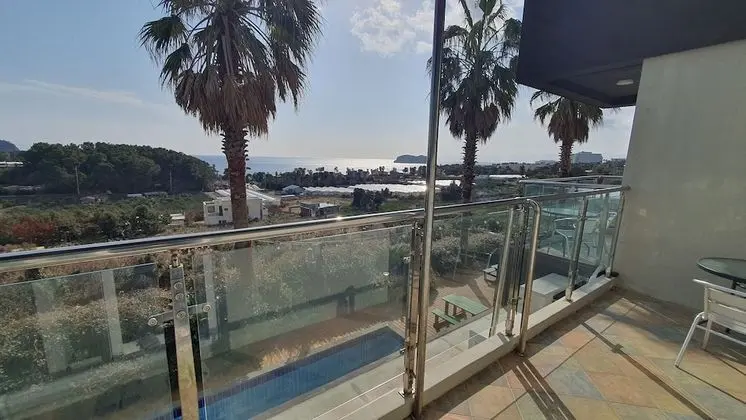 Family Oda, Mutfak, Okyanus Manzaralı (18 PY / Pets are allowed)