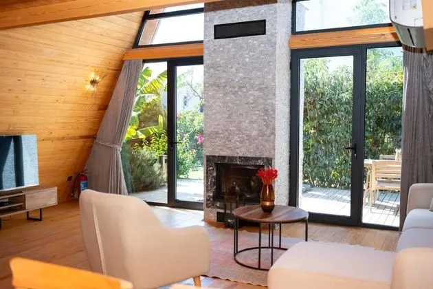Şömineli Bungalow, Bahçe Manzaralı