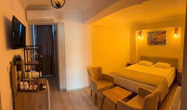 Standart Geniş Oda, Bahçe veya Sokak Manzaralı, Aileye Özel
