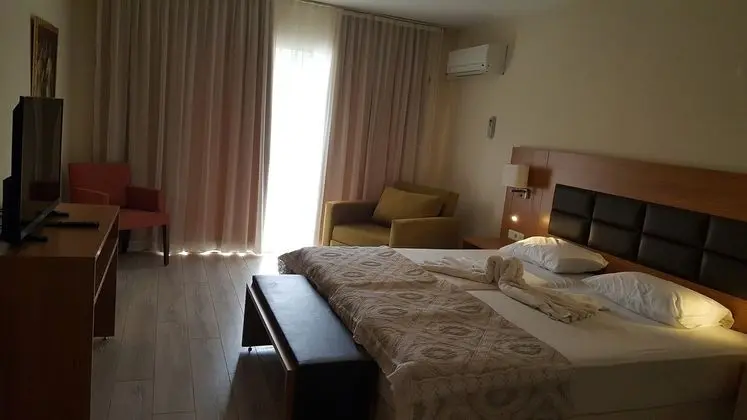 https://imagessl.etstur.com/files/images/hotelImages/TR/55772/l/Begonville-Hotel-Oda-291147.jpg