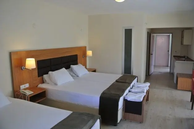 https://imagessl.etstur.com/files/images/hotelImages/TR/55772/l/Begonville-Hotel-Oda-89390.jpg