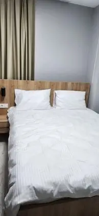 https://images.odamax.com/img/1024x768/odamax/image/upload/ZmlsZU5hbWU9V2hhdHNBcHAtSW1hZ2UtMjAyNC0wMi0yNy1hdC0xMi4yOC4yNS0oMSk_20240229200854.jpeg