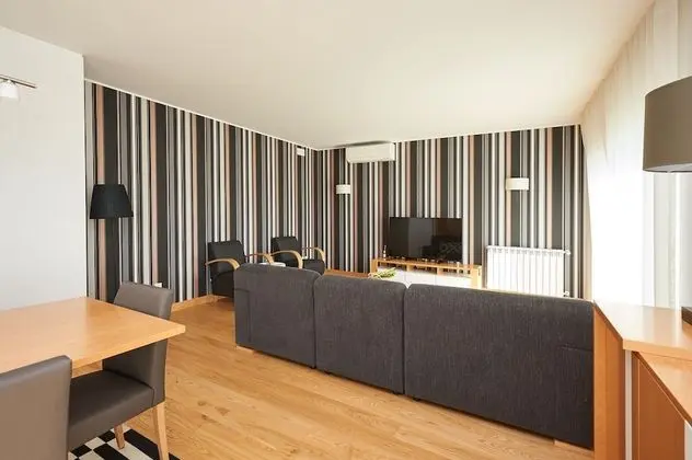 Apart Daire, 4 Yatak Odası (73B)