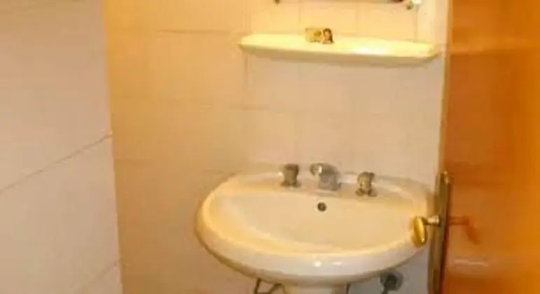 Üç Kişilik Oda