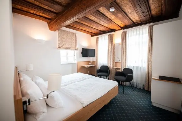 Comfort Tek Büyük Yataklı Oda