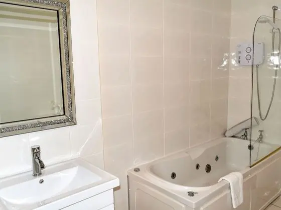Bungalov, 4 Yatak Odası, Şömine, Denize Bakan
