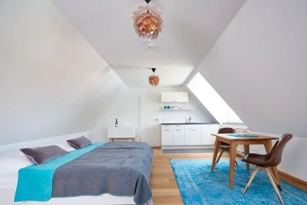 Standard Tek Büyük Yataklı Oda