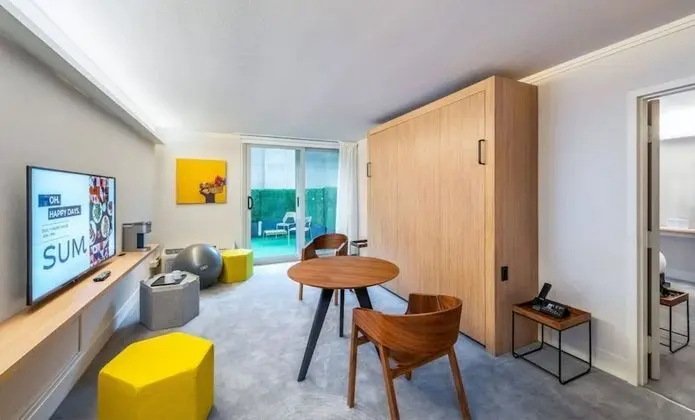 Executive Oda, 2 Büyük (Queen) Boy Yatak, Sigara İçilmez, Şehir Manzaralı (High Floor)