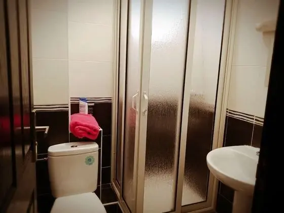 Tek Büyük Yataklı Oda, Balkon