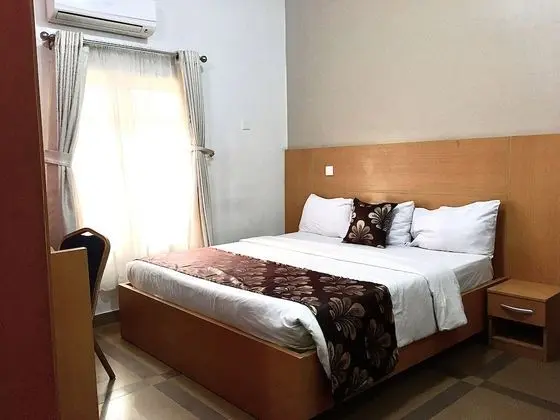 Executive Double Room (2)