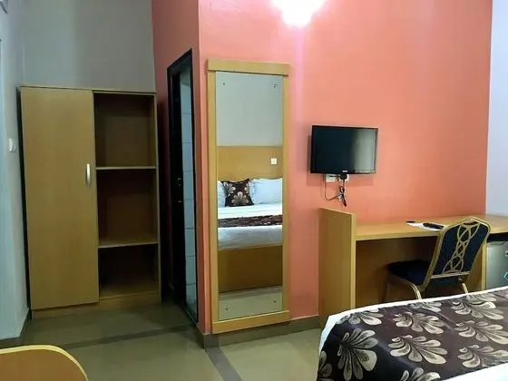 Executive Double Room (2)
