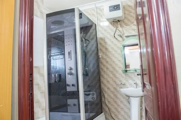 Pent House (4)