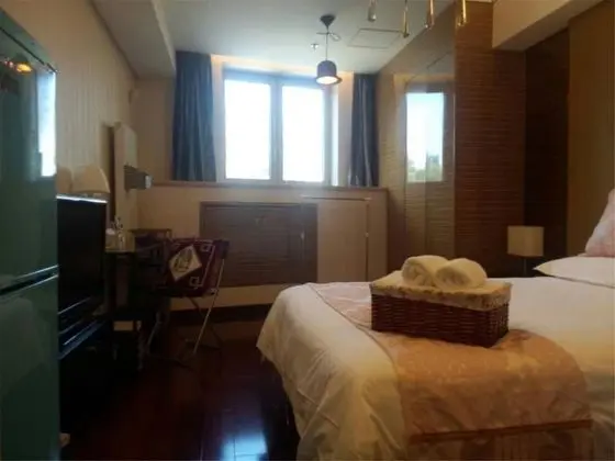 Premium Tek Büyük Yataklı Oda
