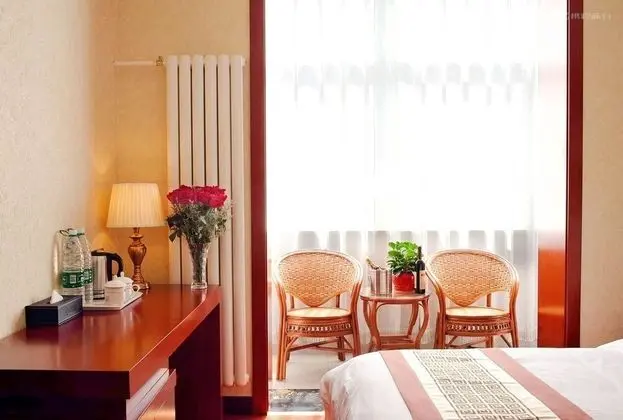 Deluxe Tek Büyük Yataklı Oda