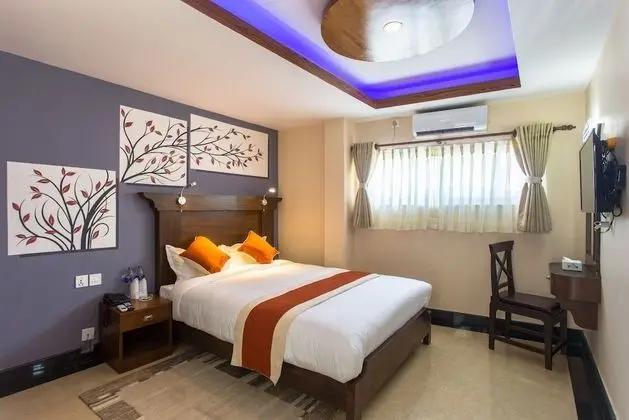 Deluxe Tek Büyük Yataklı Oda