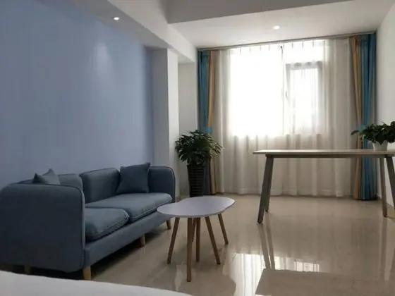 Business Tek Büyük Yataklı Oda