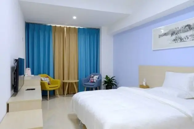 Luxury Tek Büyük Yataklı Oda