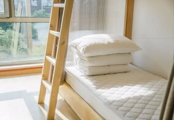Basic Ortak Ranzalı Oda, Sadece erkekler için