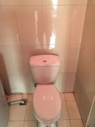 Tek Büyük Yataklı Oda, Ortak Banyo