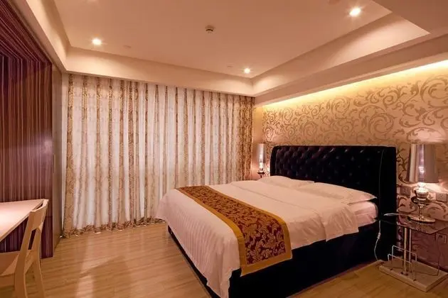 Deluxe Tek Büyük Yataklı Oda