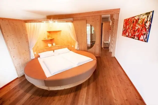 Romantic Tek Büyük Yataklı Oda