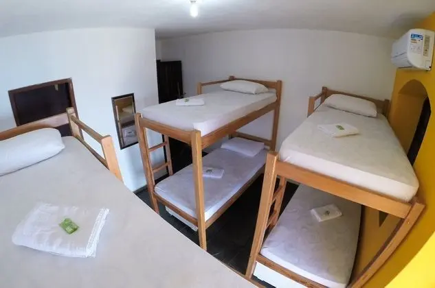 Quarto para 6 pessoas compartilhado  misto