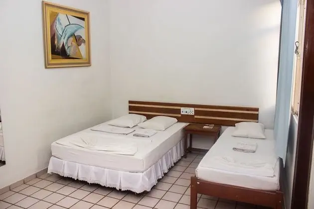 Economy Üç Kişilik Oda (1 Cama casal + 1 Solteiro)