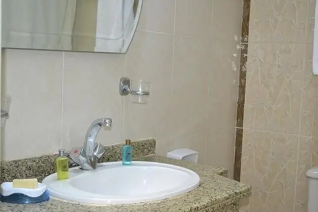 Basic Tek Büyük Yataklı Oda
