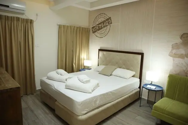 Deluxe Tek Büyük Yataklı Oda, Zemin Kat