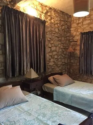 Traditional Ev, Sigara İçilmez