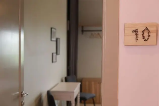 Comfort Tek Büyük Yataklı Oda