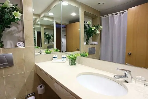 Superior Tek Büyük veya İki Ayrı Yataklı Oda