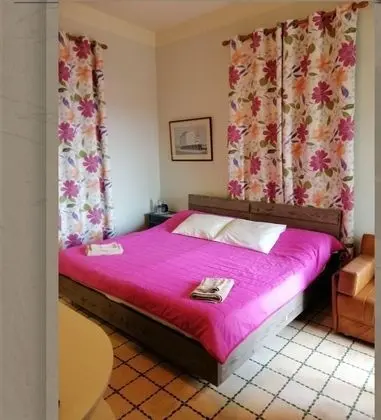 Tek Büyük Yataklı Oda (Beirut)
