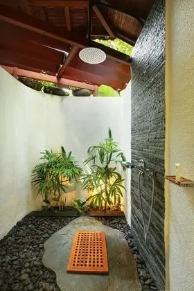 Villa, 4 Yatak Odası, Nehir Manzaralı