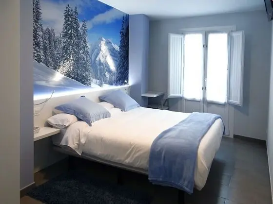 Tek Büyük Yataklı Oda, Balkon