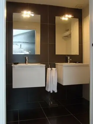 Tek Büyük Yataklı Oda, Balkon